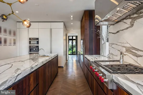 $6,150,000 | 2709 36th Street Northwest, Washington, DC 20007