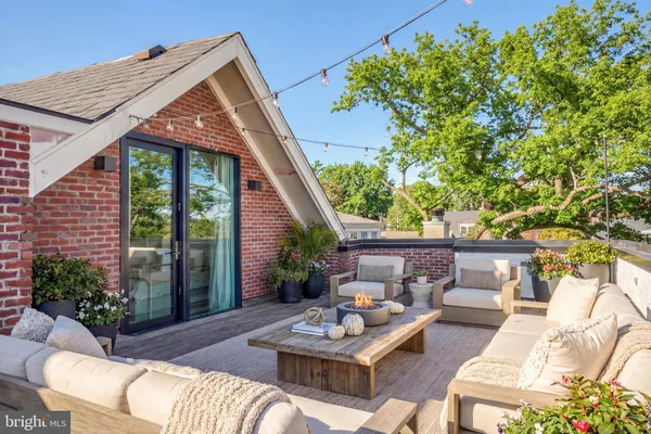 $6,150,000 | 2709 36th Street Northwest, Washington, DC 20007