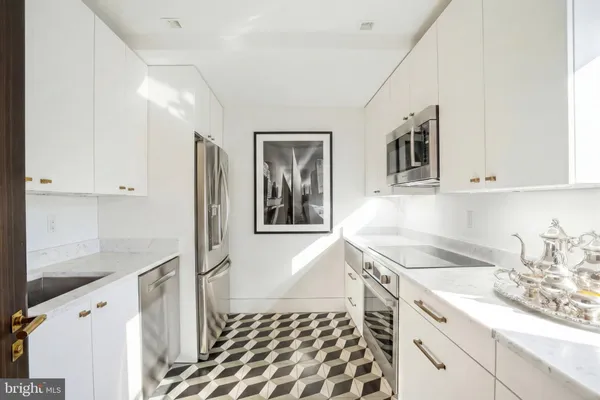 $6,150,000 | 2709 36th Street Northwest, Washington, DC 20007