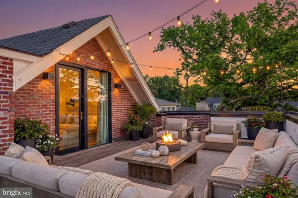 $6,150,000 | 2709 36th Street Northwest, Washington, DC 20007