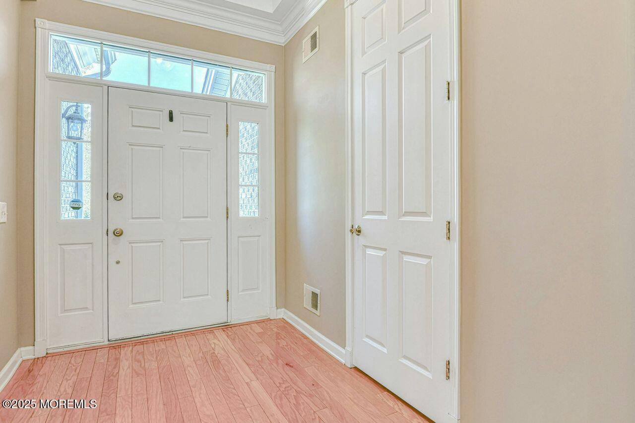 23 Muirfield Road Jackson, NJ 08527 - Photo 3 of 56 Foyer
