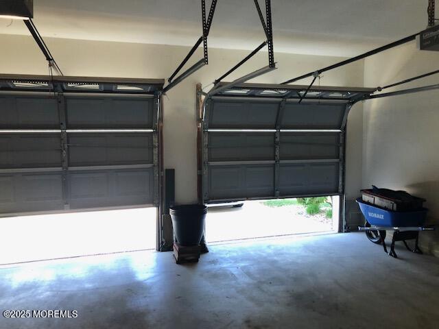 23 Muirfield Road Jackson, NJ 08527 - Photo 39 of 56 Remote Garage Doors w/new springs