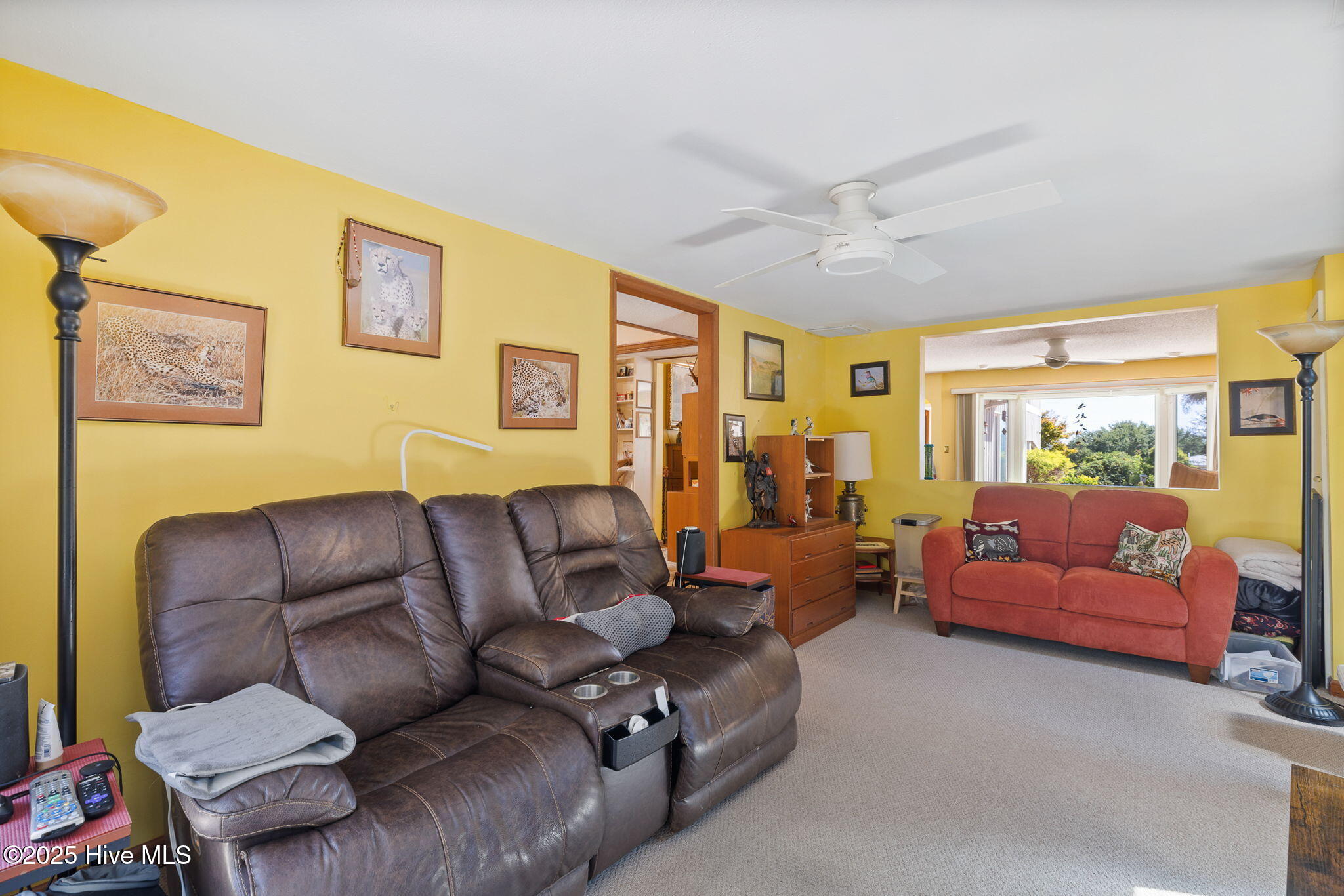 1984 Kings Landing Road Hampstead, NC 28443 - Photo 23 of 71 sitting room