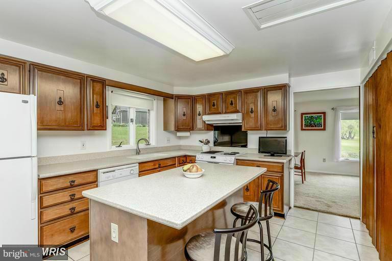 2246 Daisy Road Woodbine, MD 21797 - Photo 17 of 30 Kitchen