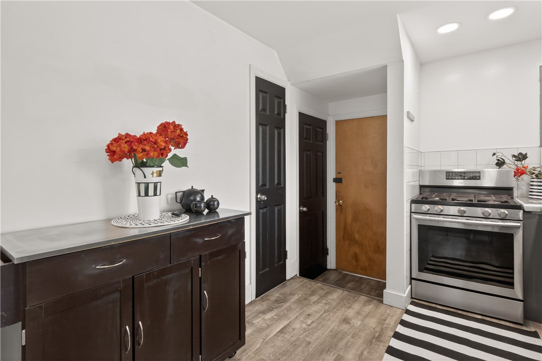 87 Christian Avenue Rochester, NY 14615 - Photo 18 of 37