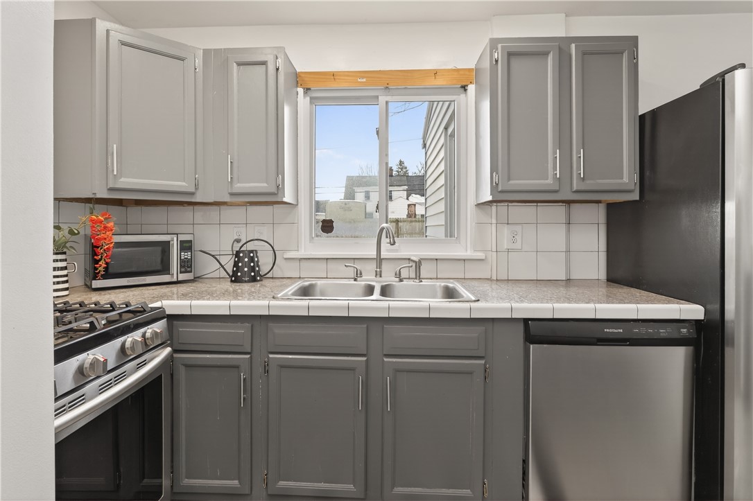 87 Christian Avenue Rochester, NY 14615 - Photo 20 of 37