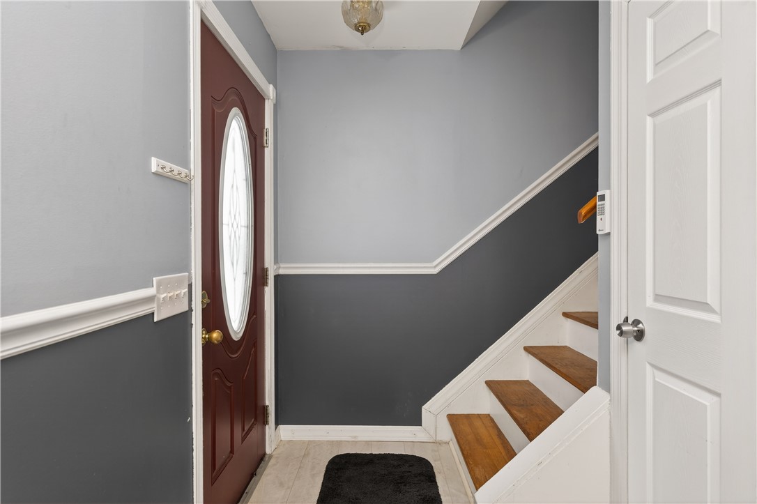 87 Christian Avenue Rochester, NY 14615 - Photo 4 of 37