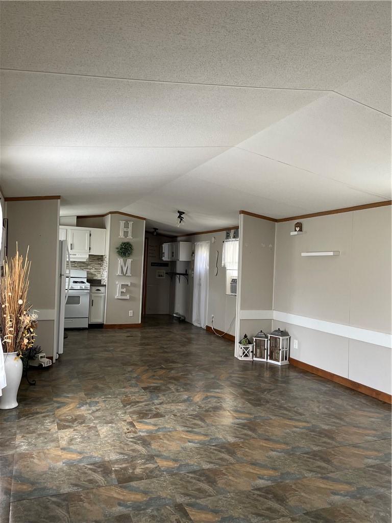 108 Vienna Road Arcadia, NY 14513 - Photo 6 of 19
