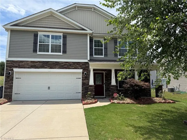 $2,495 | 1759 Waverley Oak Drive, Kernersville, NC 27284