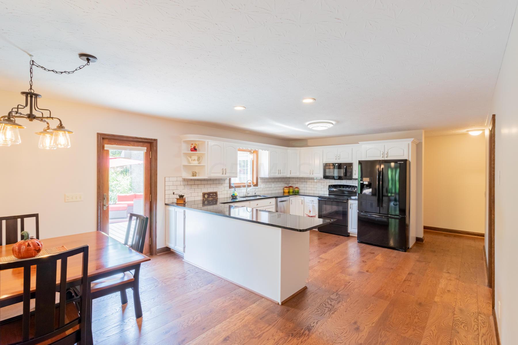 3277 Lottridge Road Guysville, OH 45735 - Photo 4 of 55