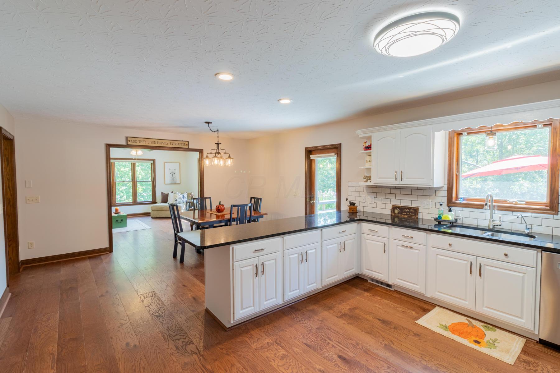 3277 Lottridge Road Guysville, OH 45735 - Photo 5 of 55