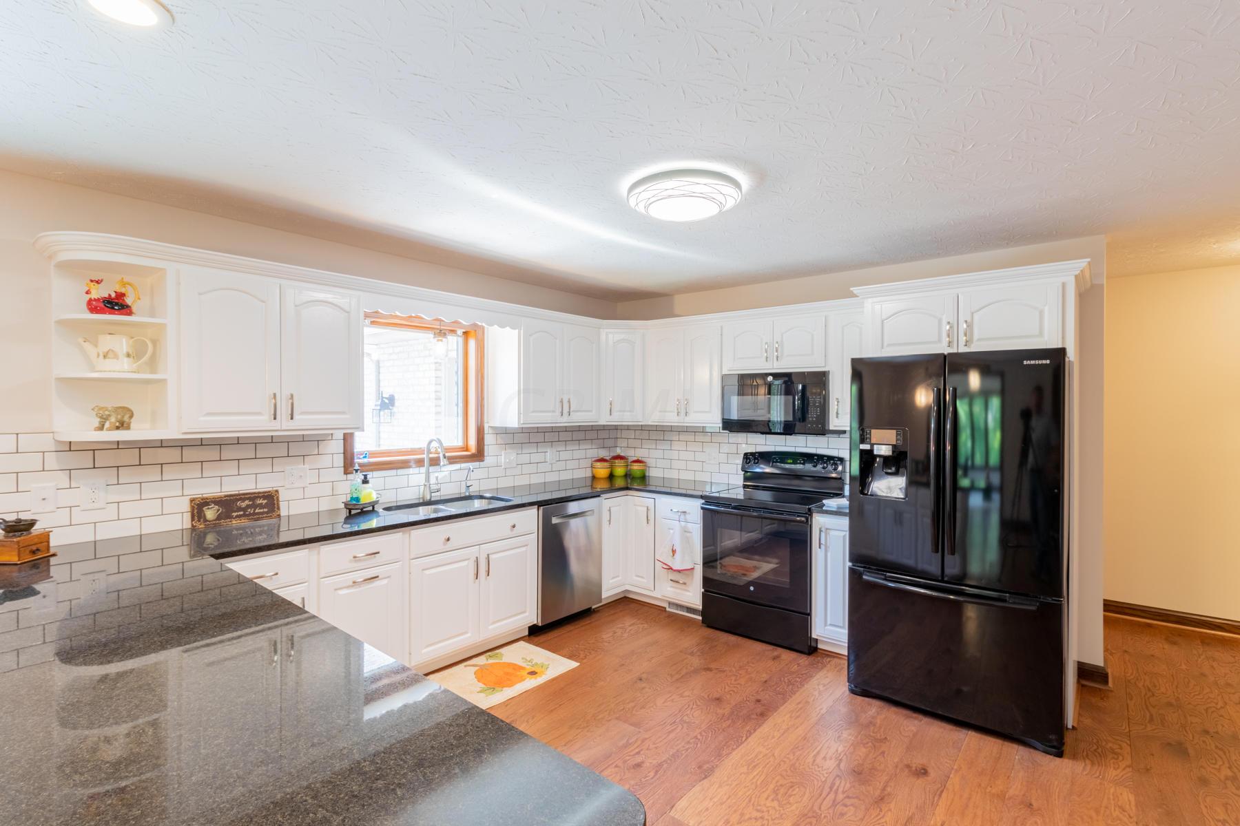 3277 Lottridge Road Guysville, OH 45735 - Photo 6 of 55