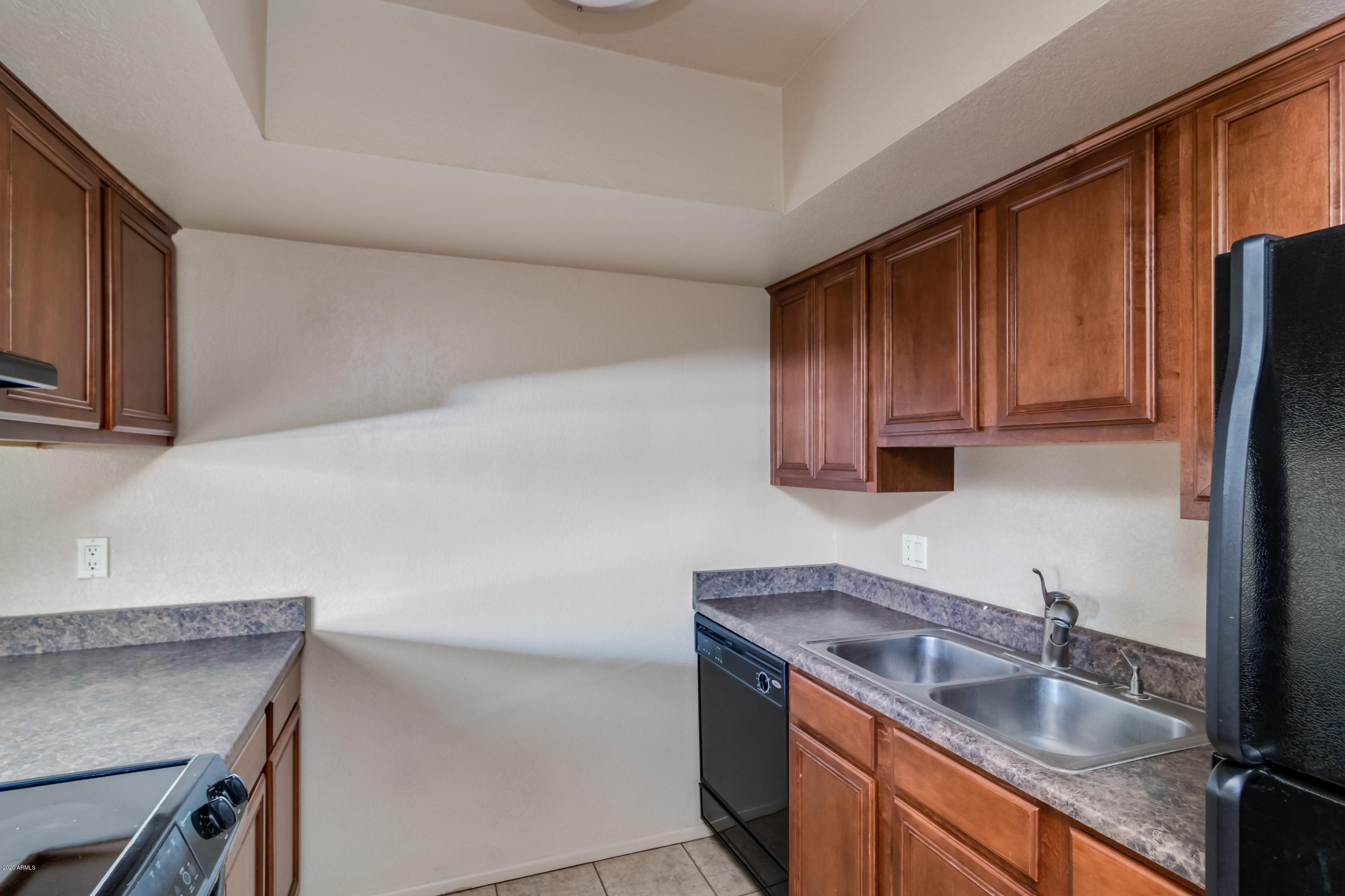 1402 East Guadalupe Road, Unit 247 Tempe, AZ 85283 - Photo 11 of 30 1402 E Guadalupe Rd (7)
