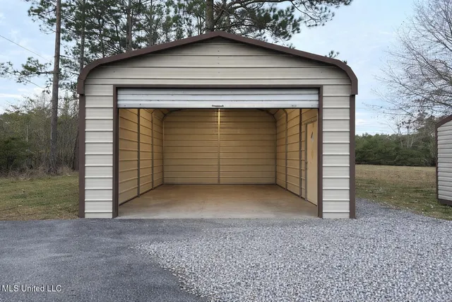 $325,000 | 29129 J P Ladner Road, Pass Christian, MS 39571