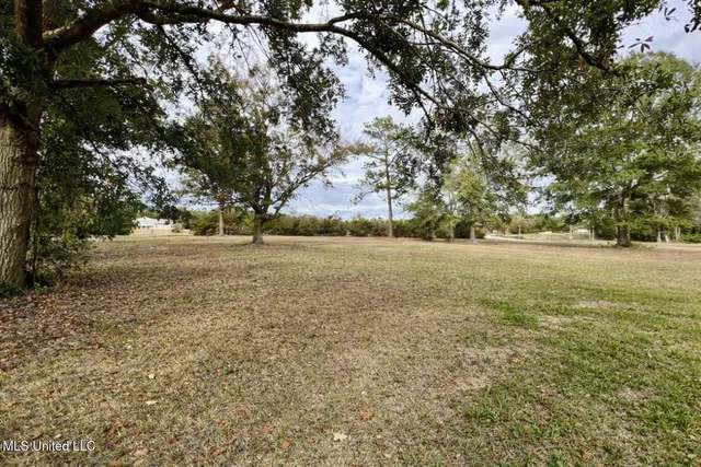 $325,000 | 29129 J P Ladner Road, Pass Christian, MS 39571