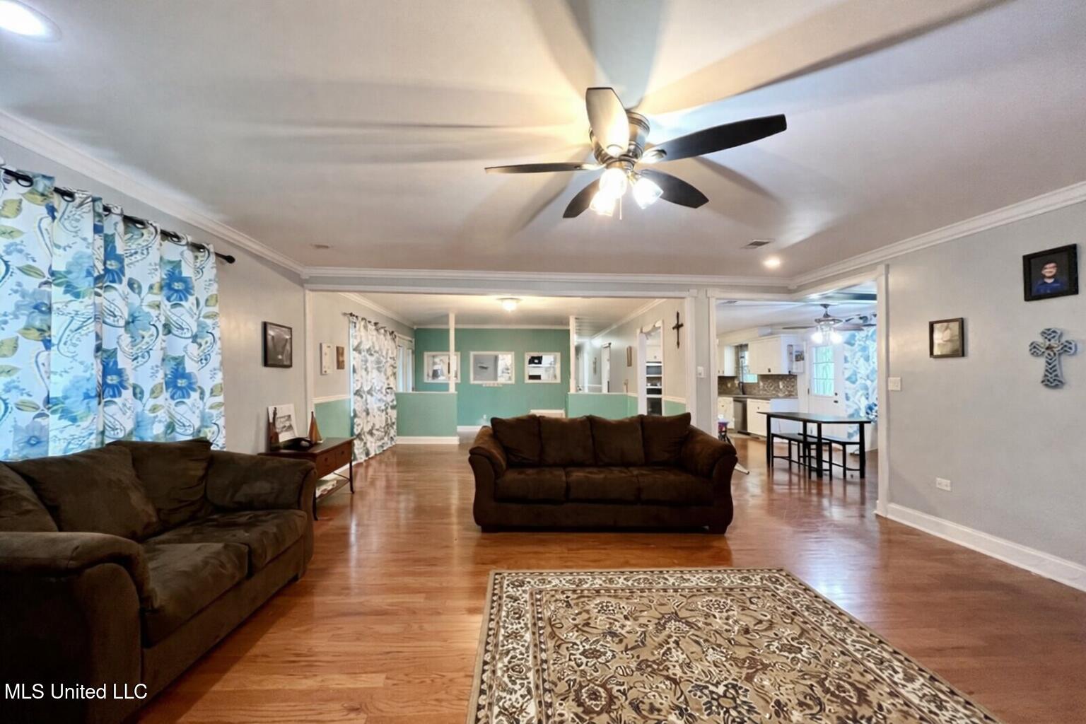 29129 J P Ladner Road Pass Christian, MS 39571 - Photo 10 of 24 livingroom-den