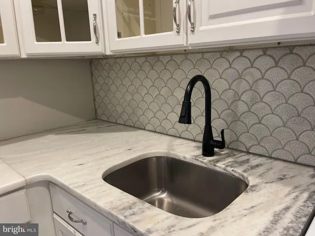 a close view of sink and tap