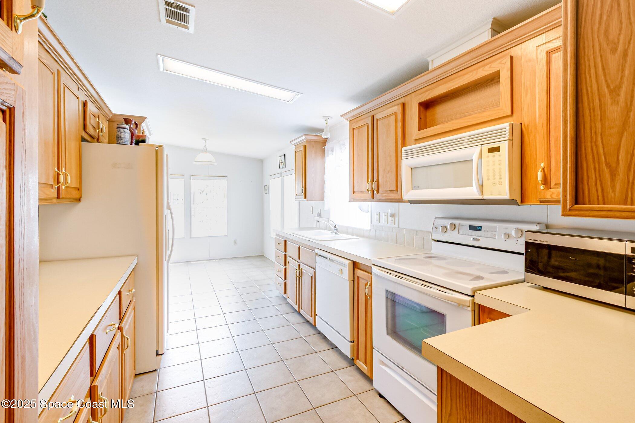 344 Outer Drive Cocoa, FL 32926 - Photo 26 of 48 344-Outer-205.jpg-SMALL