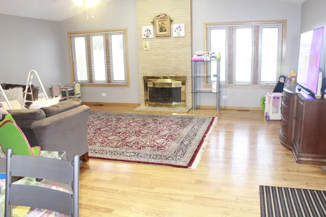 a bathroom with a sink and toilet