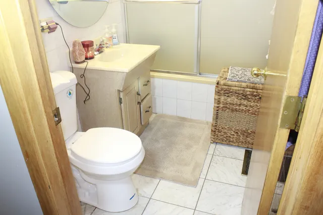 $699,000 | 5639 Manor Lane, Chicago, IL 60631