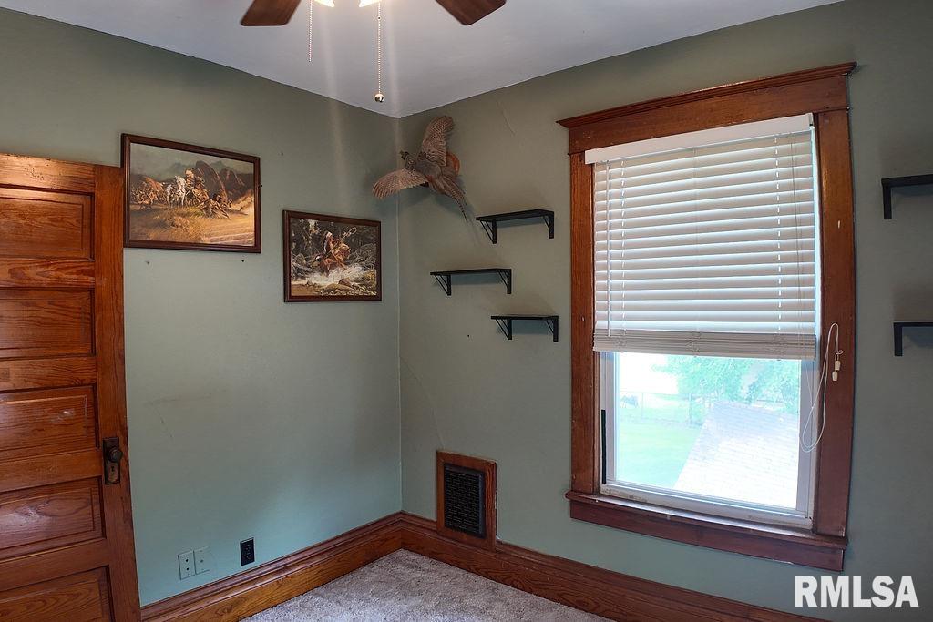 540 East Main Street Prairie City, IL 61470 - Photo 33 of 51