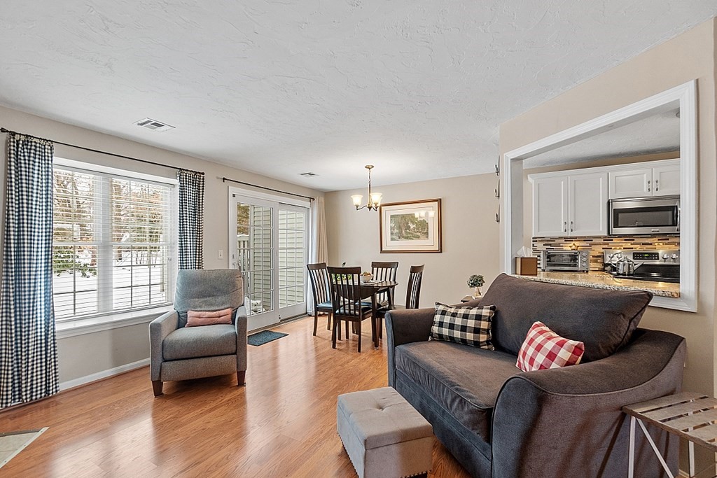 403 Ridgefield Circle, Unit C Clinton, MA 01510 - Photo 8 of 27 Gallery Image 8