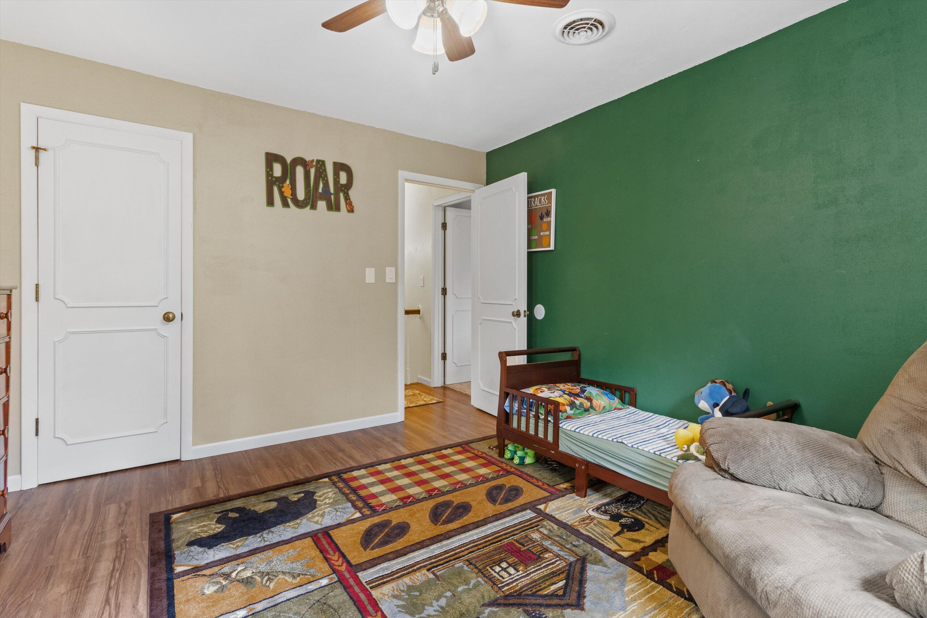 5581 Maple Road West Bend, WI 53095 - Photo 22 of 46 06-IMG_8569