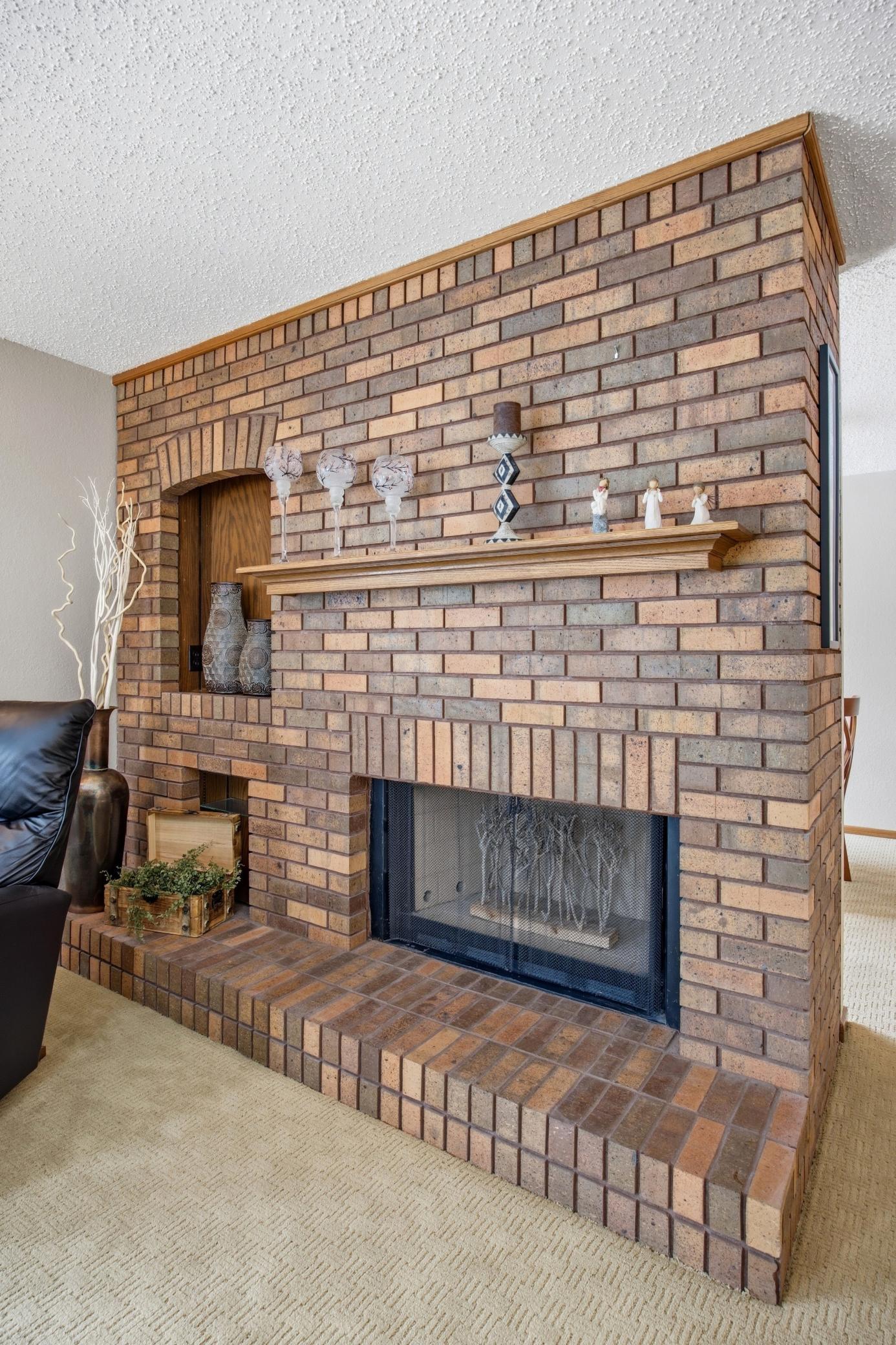 326 10th Avenue South, Unit 2 Fargo, ND 58103 - Photo 12 of 35