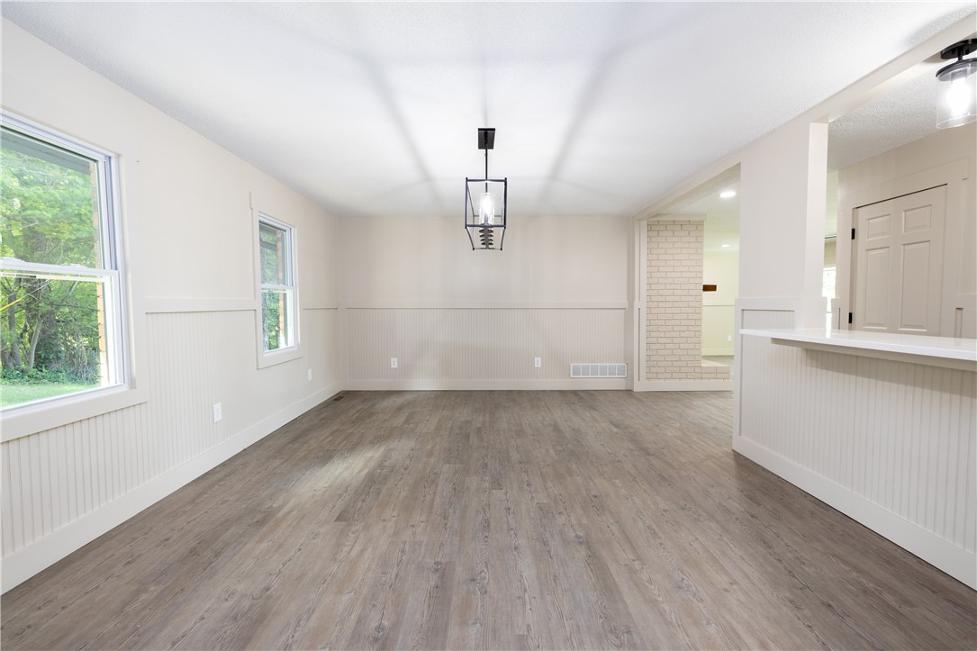 104 Coolview Drive Seneca, SC 29672 - Photo 16 of 50 Dining room