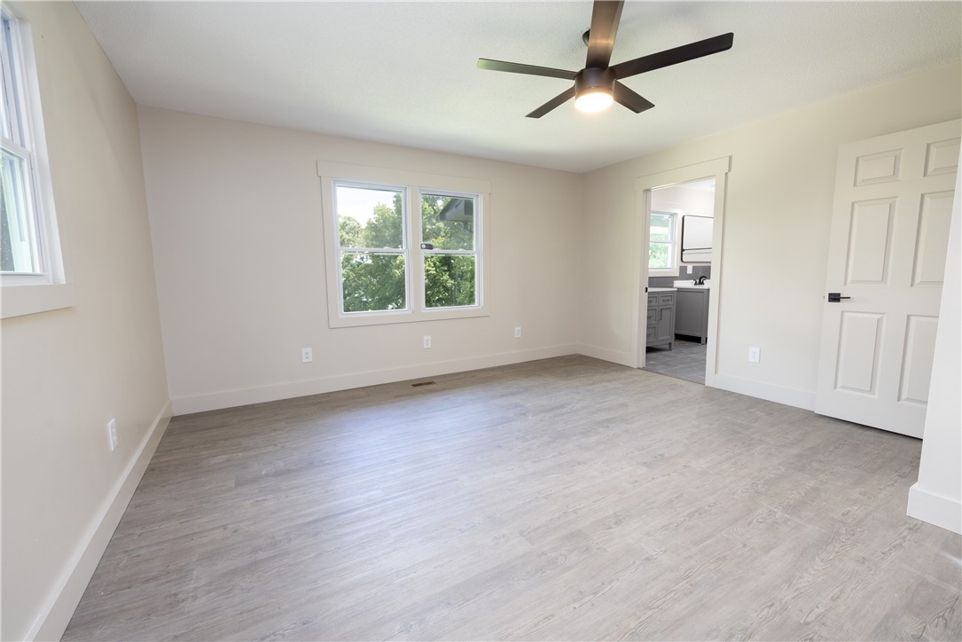 104 Coolview Drive Seneca, SC 29672 - Photo 21 of 50 Main bedroom