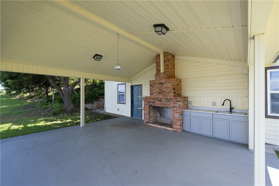 104 Coolview Drive Seneca, SC 29672 - Photo 44 of 50 Boat house party area