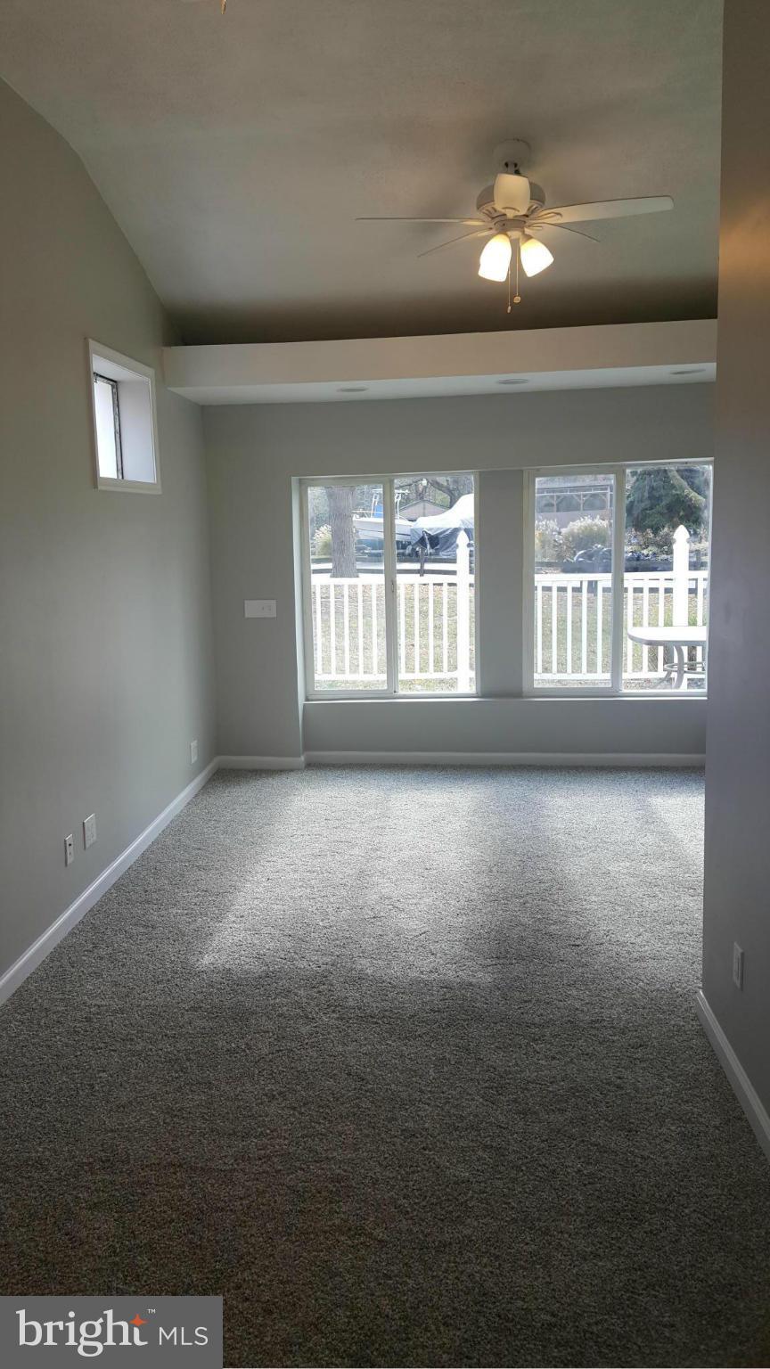 Bedroom (Master)