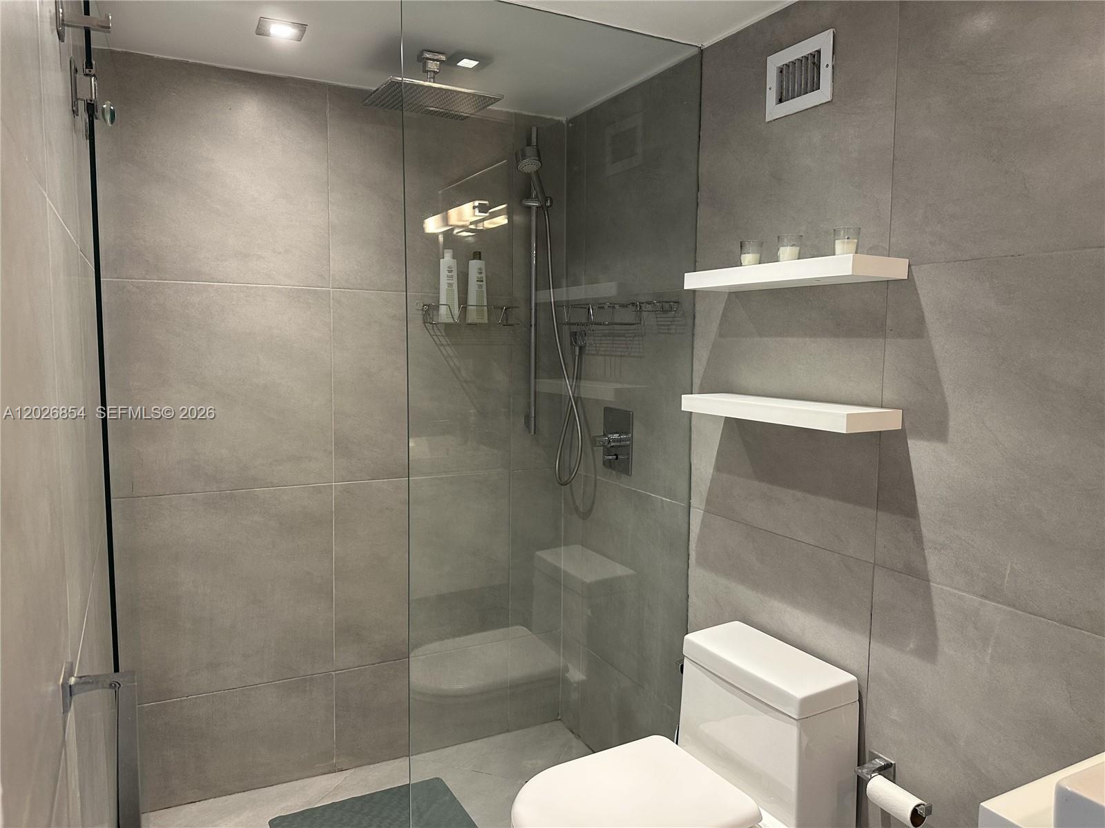 100 Lincoln Road, Unit 835 Miami Beach, FL 33139 - Photo 10 of 14