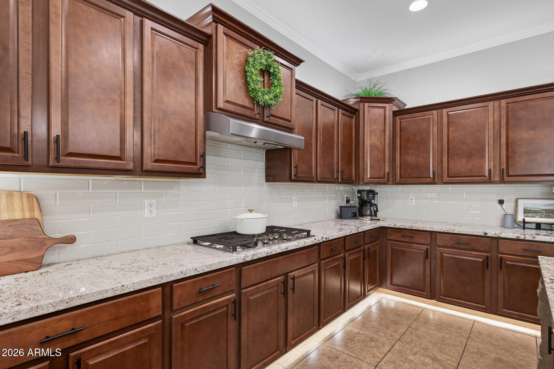 2482 East Plum Street Gilbert, AZ 85298 - Photo 18 of 64 14)KITCHEN