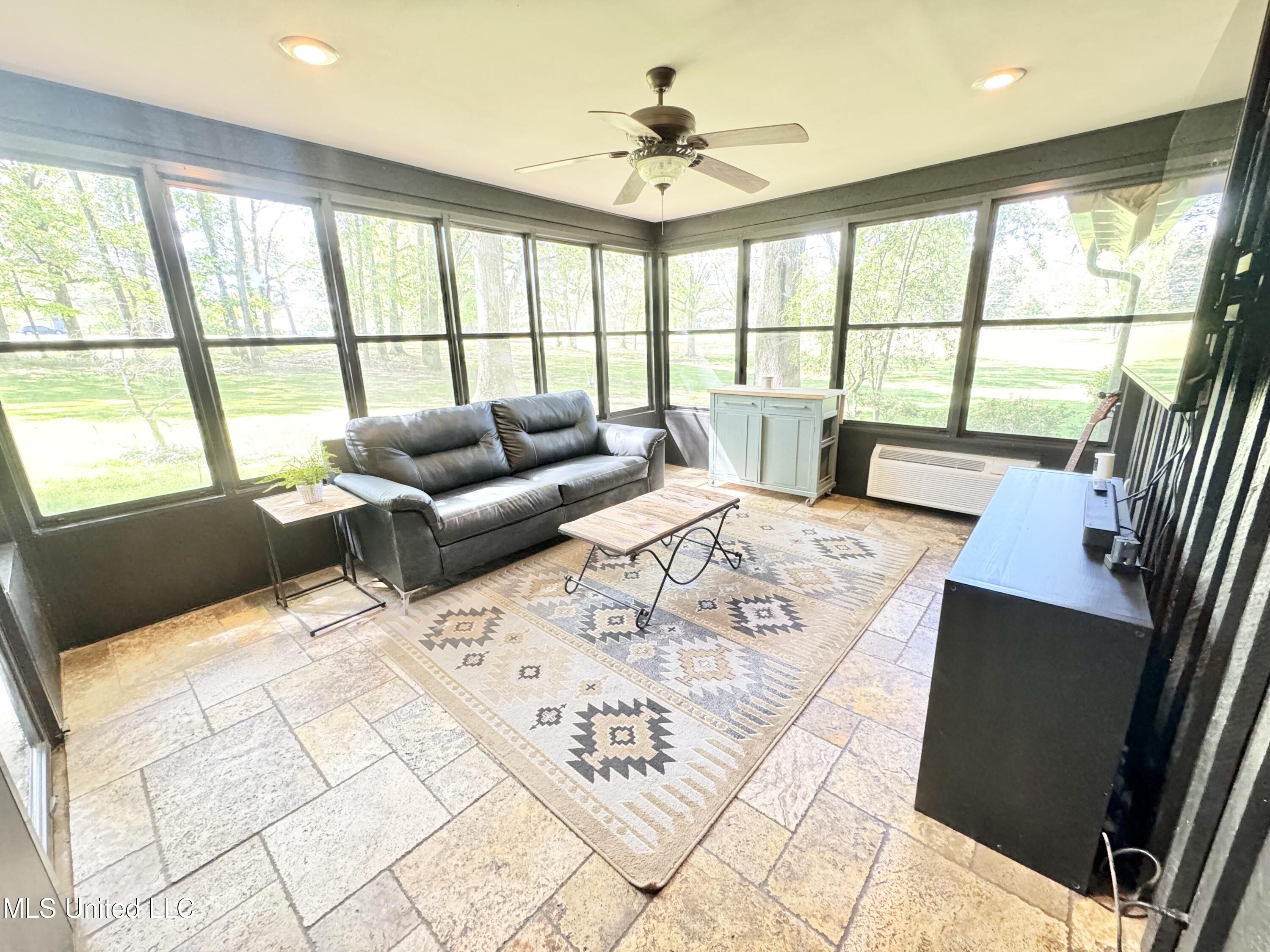3775 Liscott Road Southaven, MS 38672 - Photo 21 of 60 IMG_4816