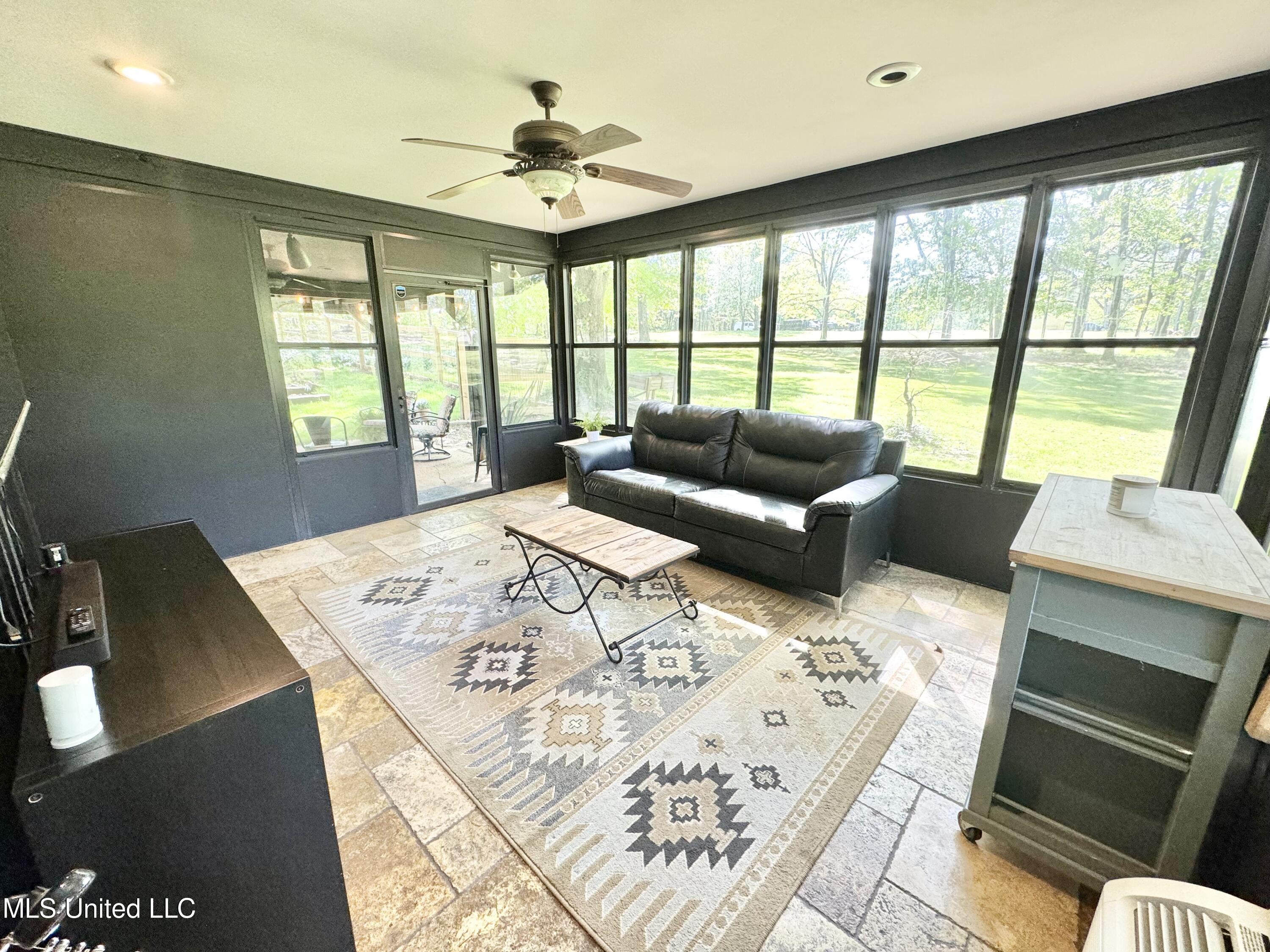 3775 Liscott Road Southaven, MS 38672 - Photo 24 of 60 IMG_4819