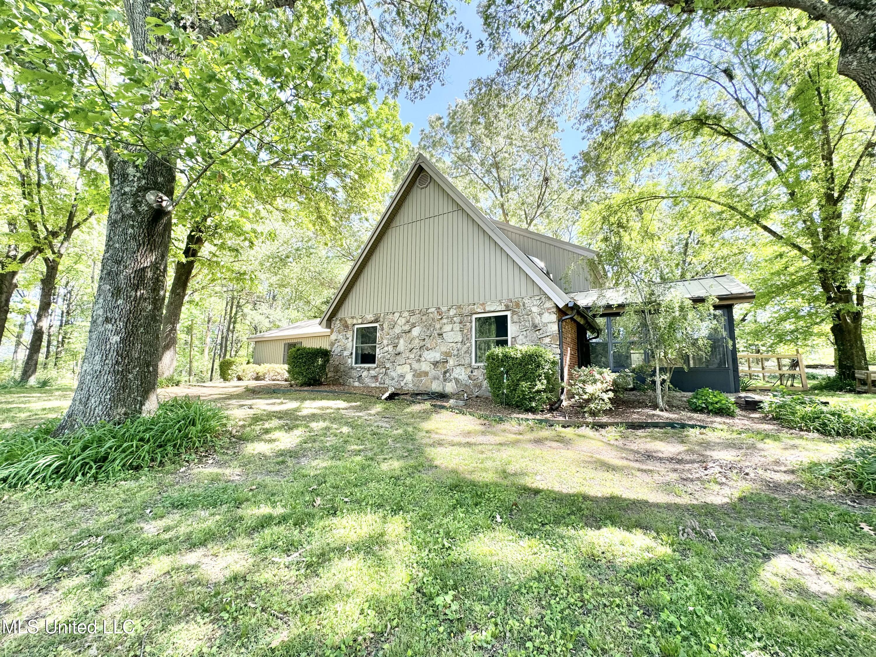 3775 Liscott Road Southaven, MS 38672 - Photo 4 of 60 IMG_4764