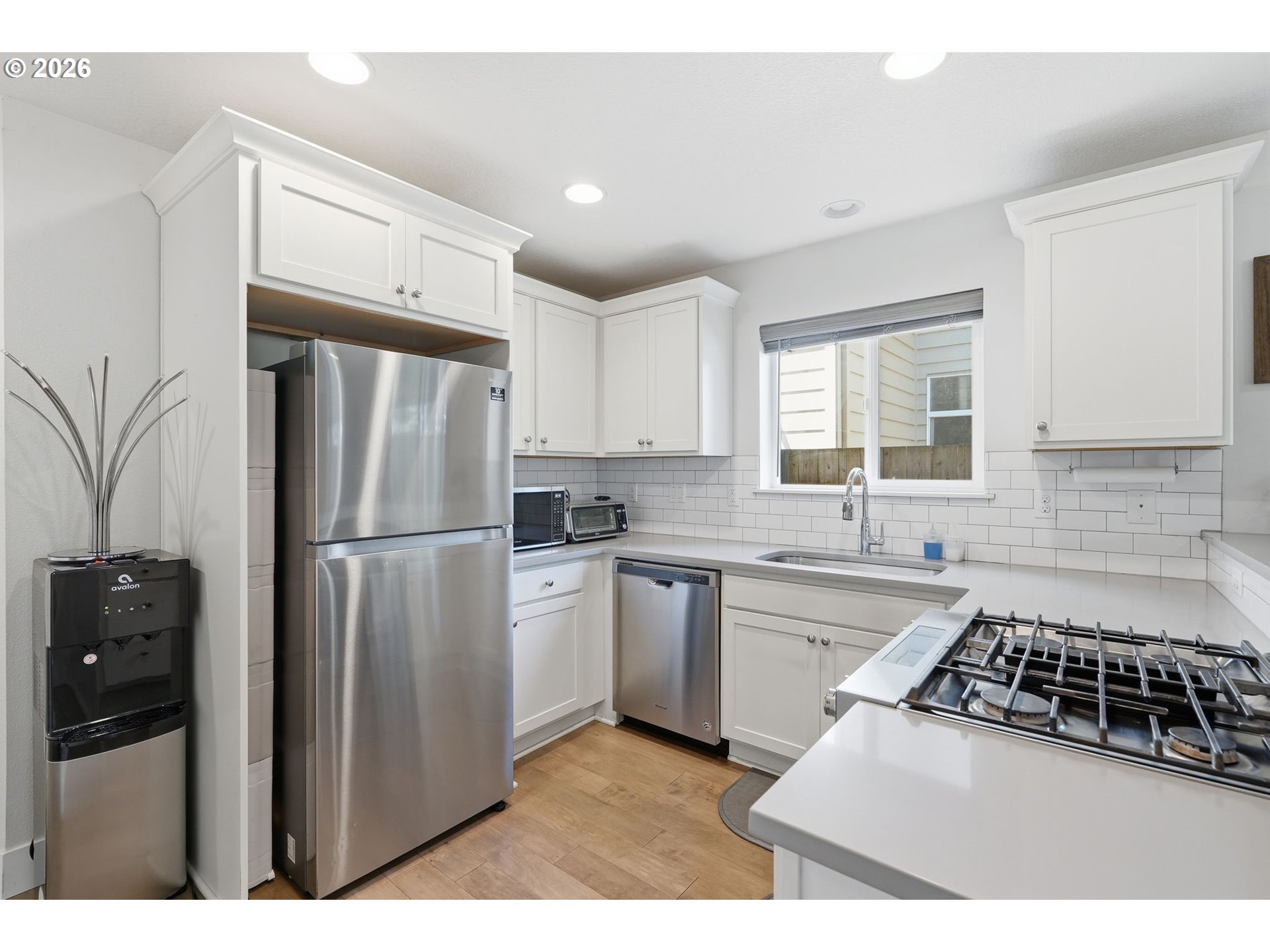 10045 Southeast Clinton Street Portland, OR 97266 - Photo 9 of 28