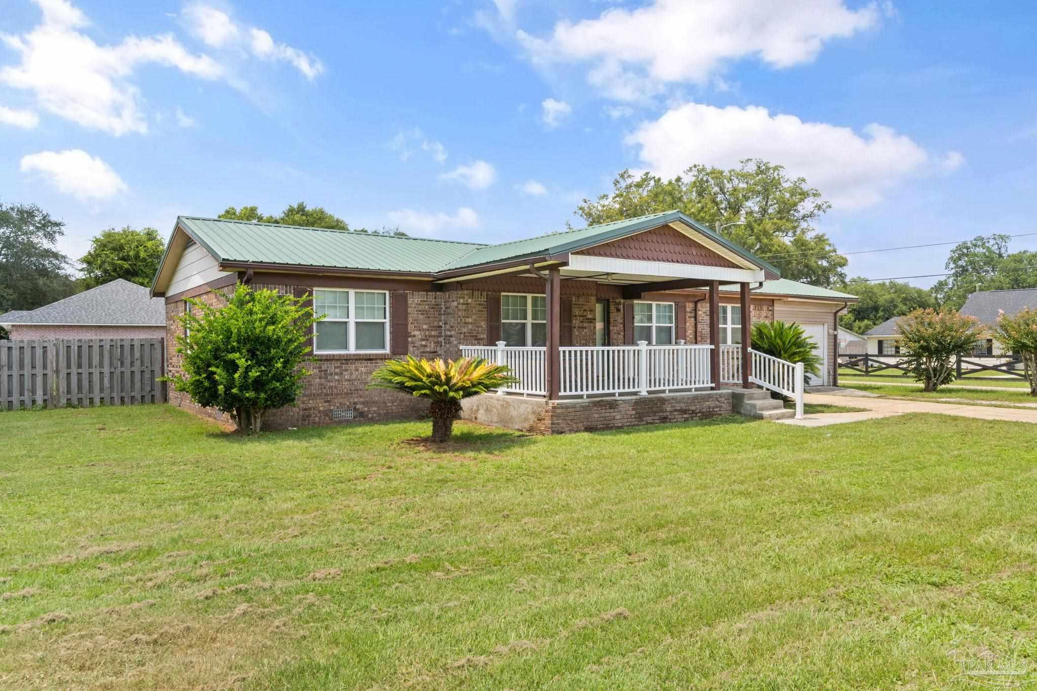 5200 Crowson Road Pensacola, FL 32526 - Photo 2 of 30