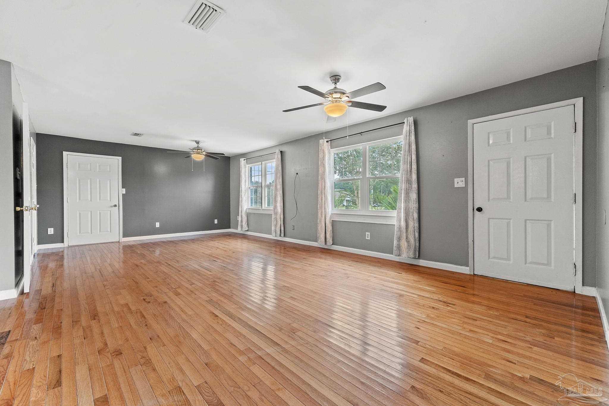 5200 Crowson Road Pensacola, FL 32526 - Photo 6 of 30