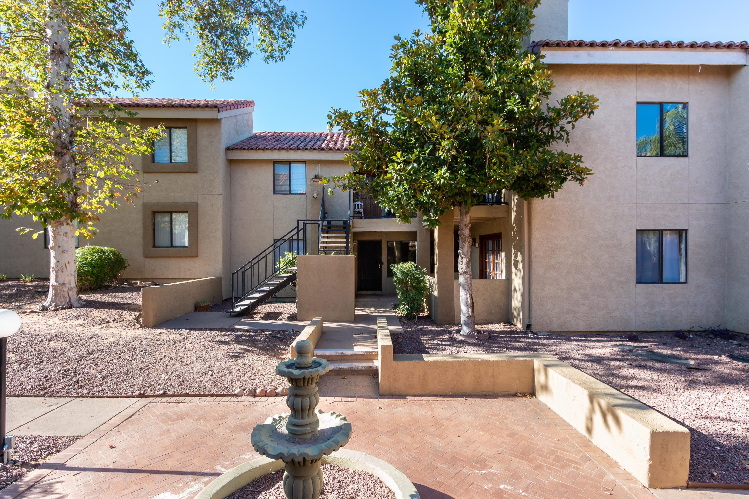 8255 North Oracle Road, Unit 108 Tucson, AZ 85704 - Photo 2 of 30 Gallery Image 2