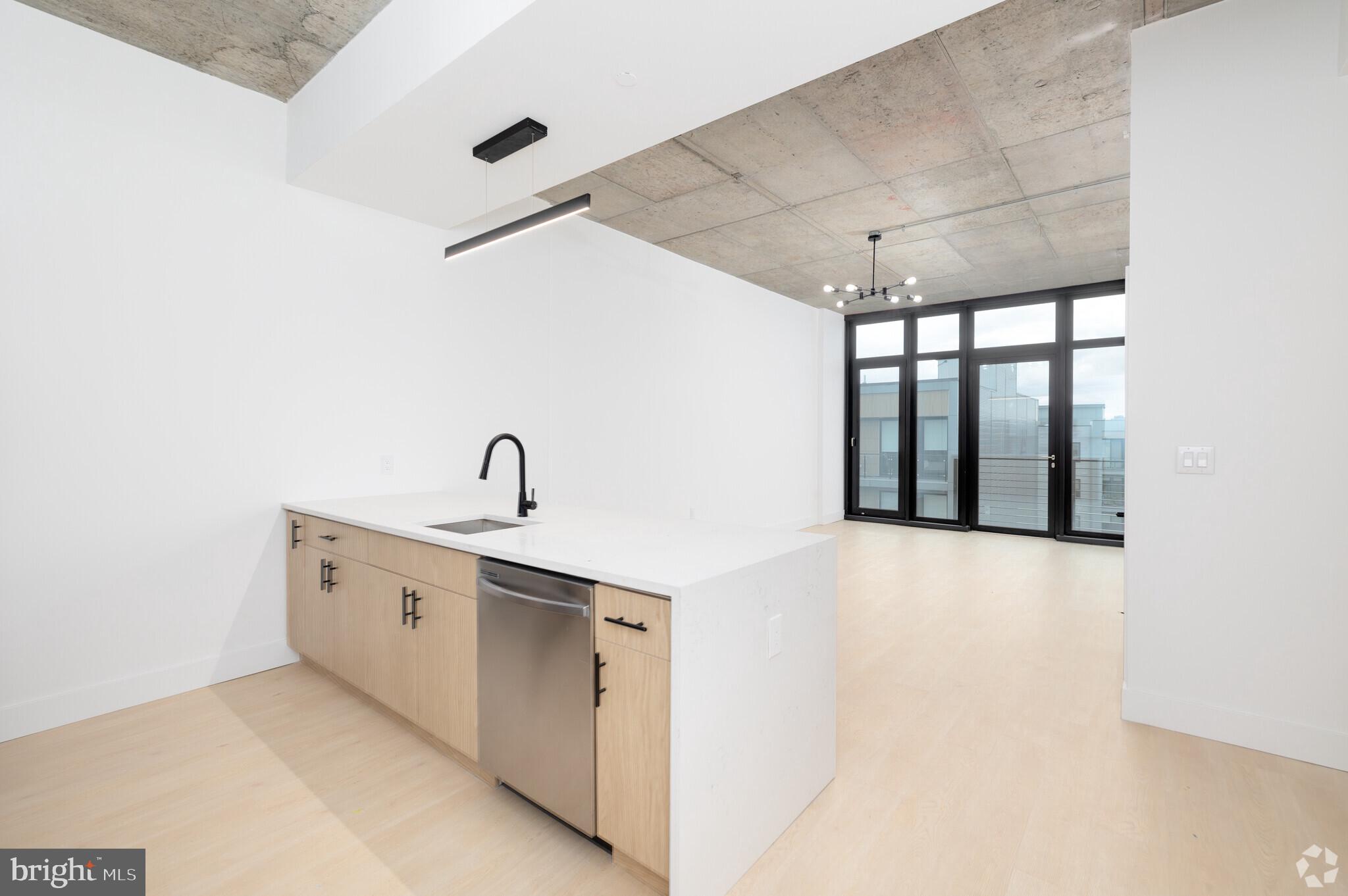 1222 North 2nd Street, Unit 317 Philadelphia, PA 19122 - Photo 6 of 37