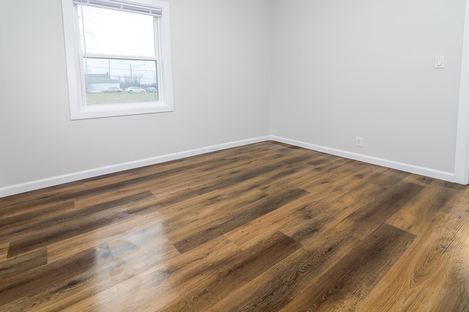 1525 Delbert Road Columbus, OH 43219 - Photo 28 of 30 1525 Delbert-14