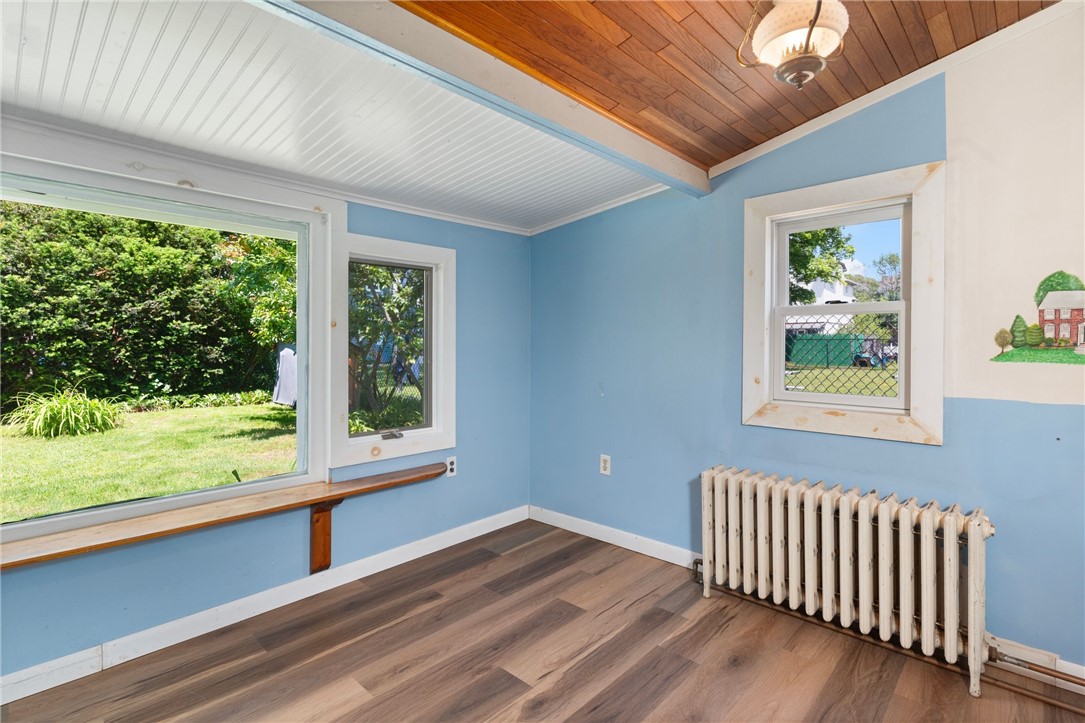 17 Spring Avenue Barrington, RI 02806 - Photo 20 of 38