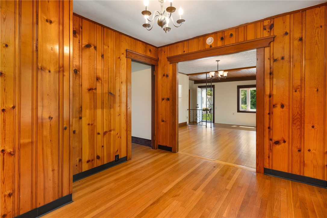 17 Spring Avenue Barrington, RI 02806 - Photo 22 of 38