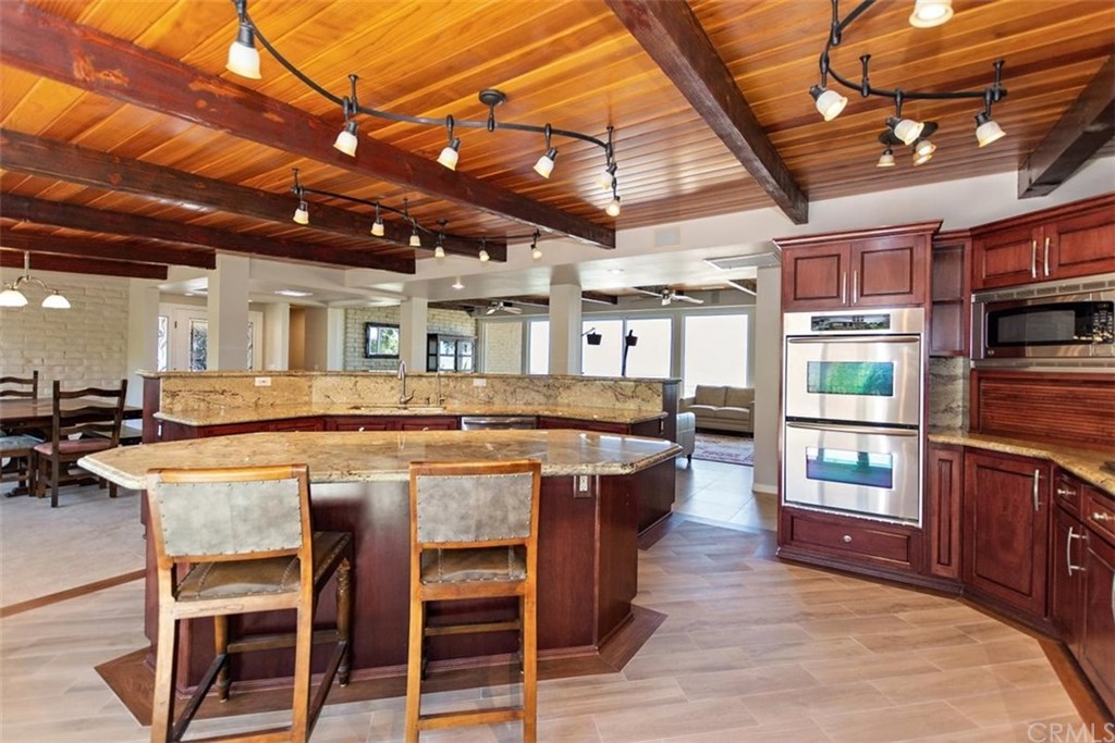 4364 Crown Ranch Road Corona, CA 92881 - Photo 11 of 47