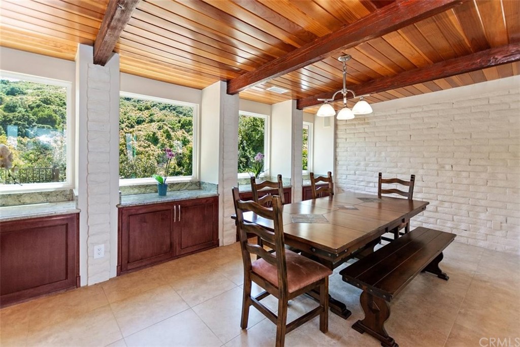 4364 Crown Ranch Road Corona, CA 92881 - Photo 9 of 47