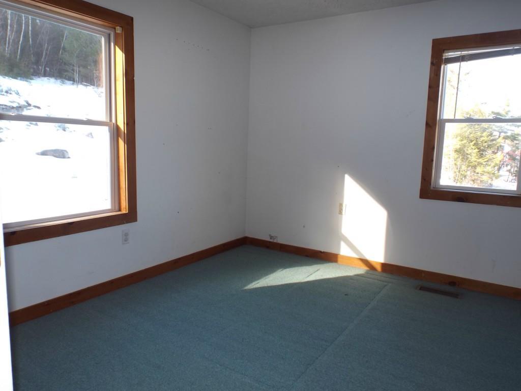88 Peaked Mountain Road Sebago, ME 04029 - Photo 5 of 11 Photo