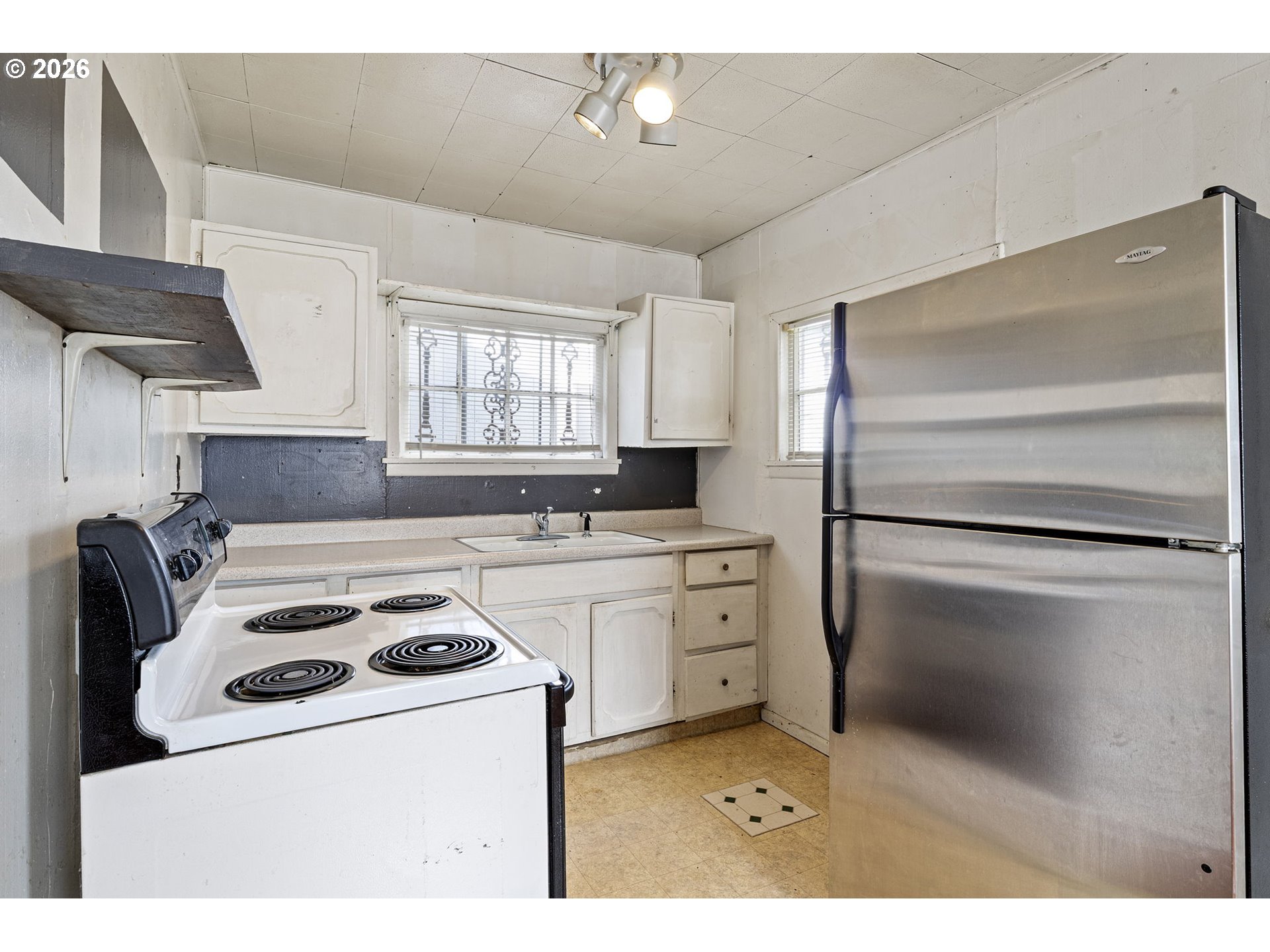 215 2nd Avenue Riddle, OR 97469 - Photo 37 of 46