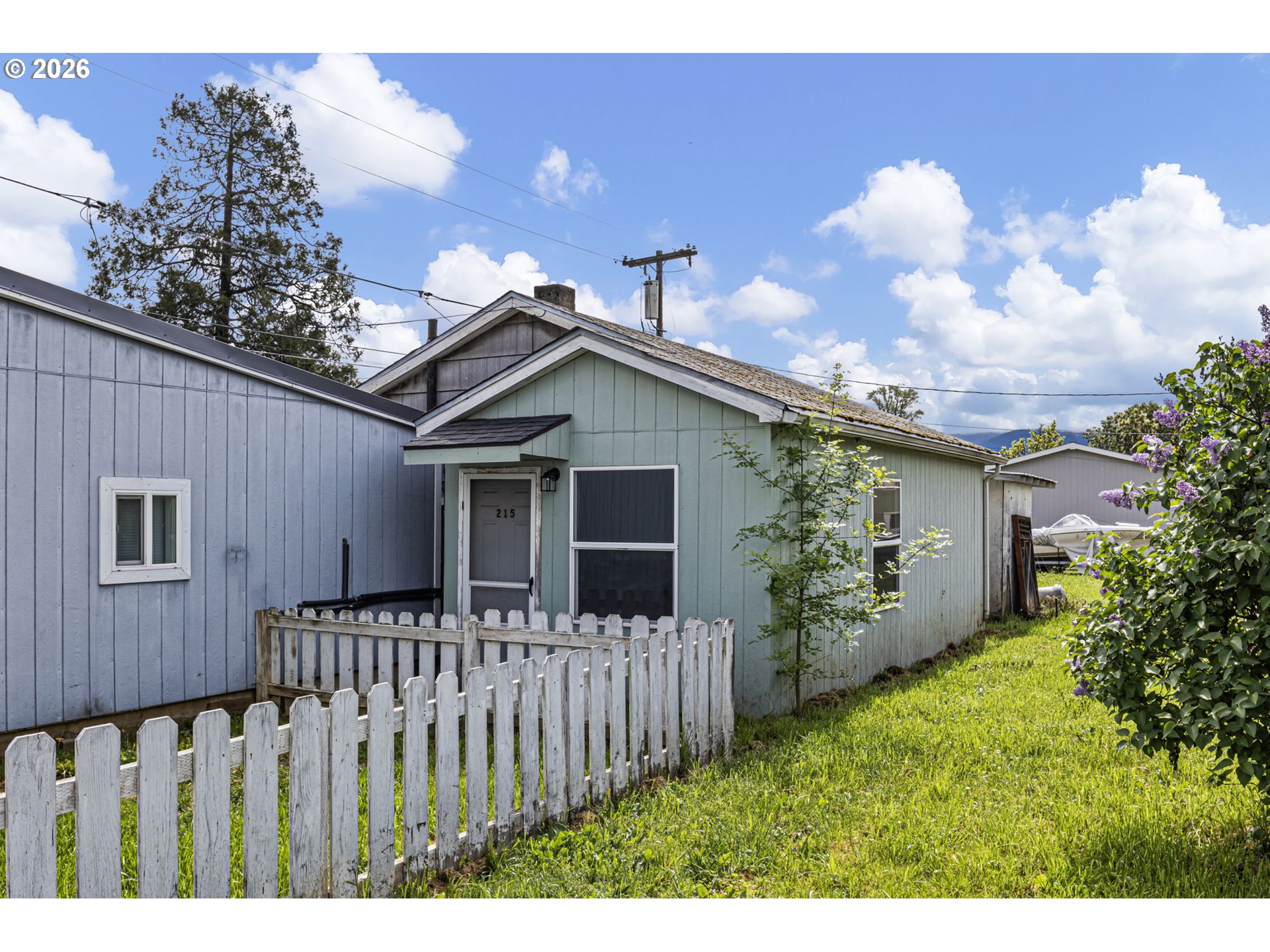 215 2nd Avenue Riddle, OR 97469 - Photo 10 of 46